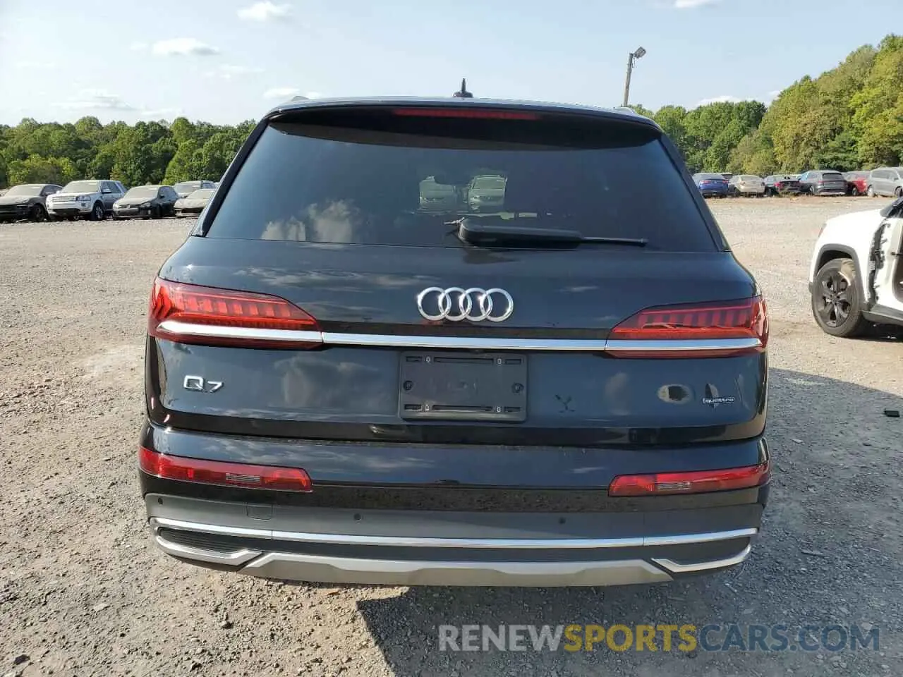 6 Photograph of a damaged car WA1LJAF70MD032363 AUDI Q7 2021