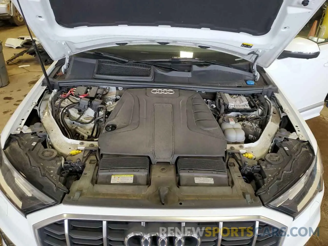 11 Photograph of a damaged car WA1LJAF71MD027642 AUDI Q7 2021