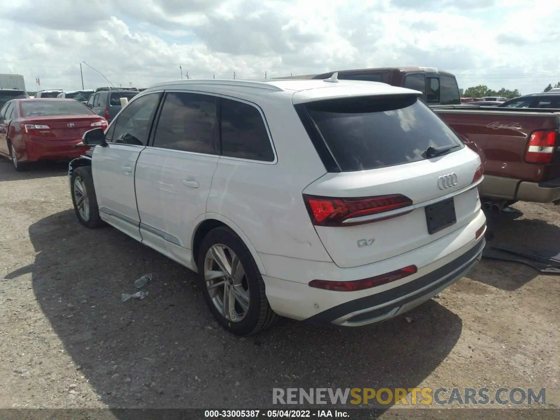 3 Photograph of a damaged car WA1LJAF72MD026340 AUDI Q7 2021