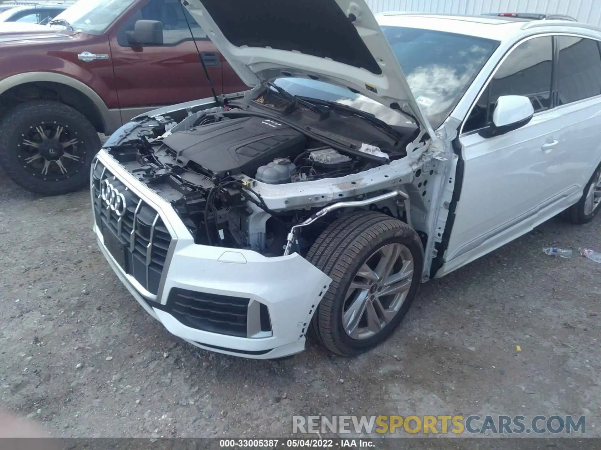 6 Photograph of a damaged car WA1LJAF72MD026340 AUDI Q7 2021