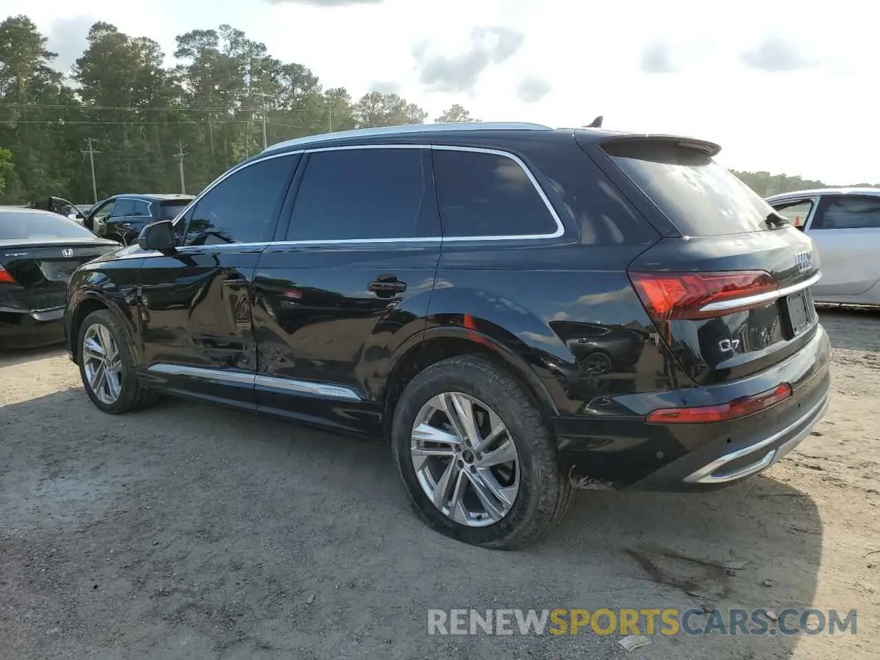 2 Photograph of a damaged car WA1LJAF73MD018781 AUDI Q7 2021