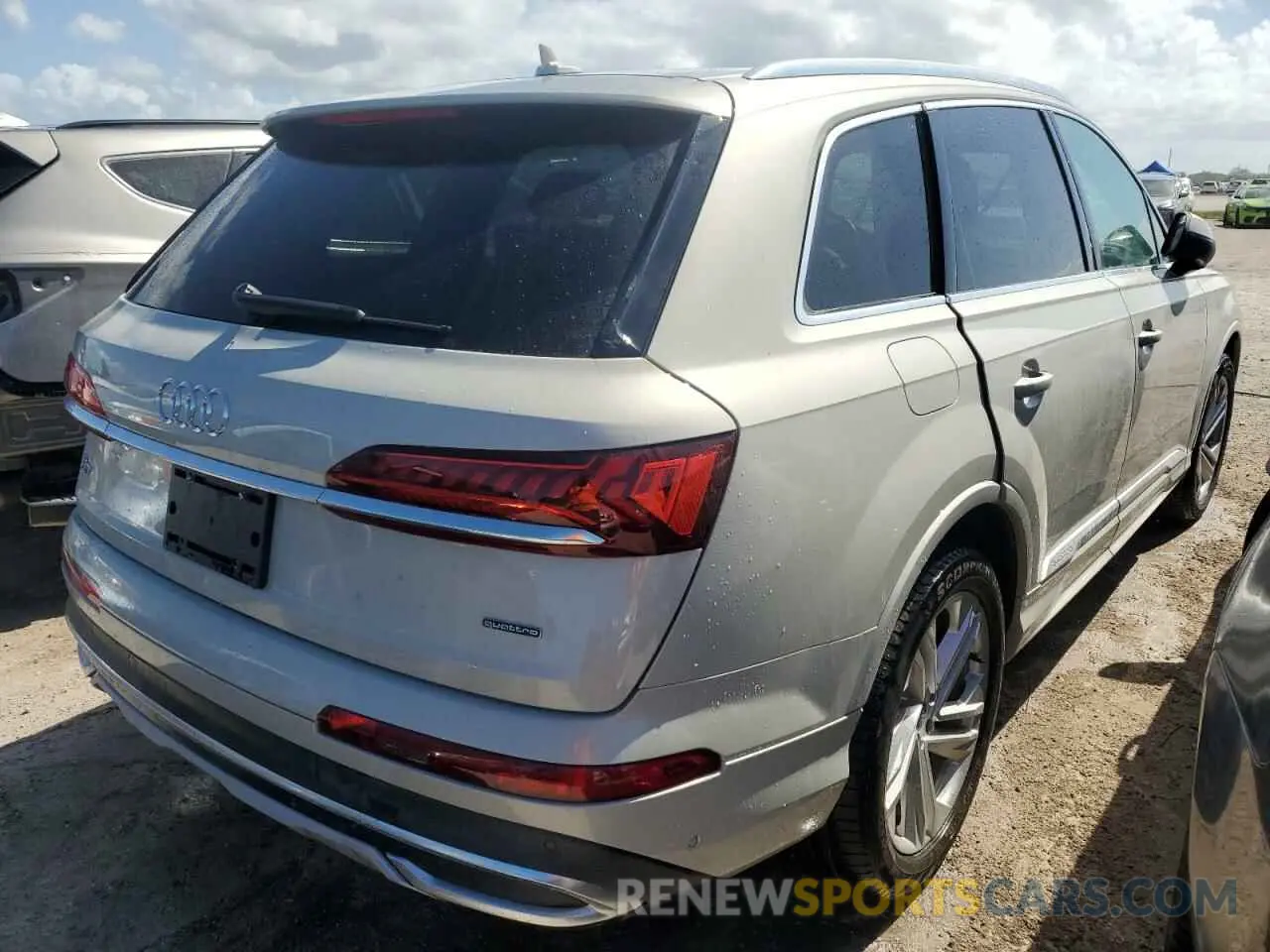 3 Photograph of a damaged car WA1LJAF73MD038206 AUDI Q7 2021