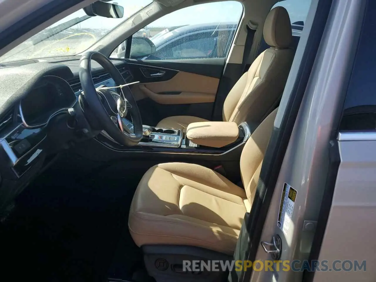 7 Photograph of a damaged car WA1LJAF73MD038206 AUDI Q7 2021