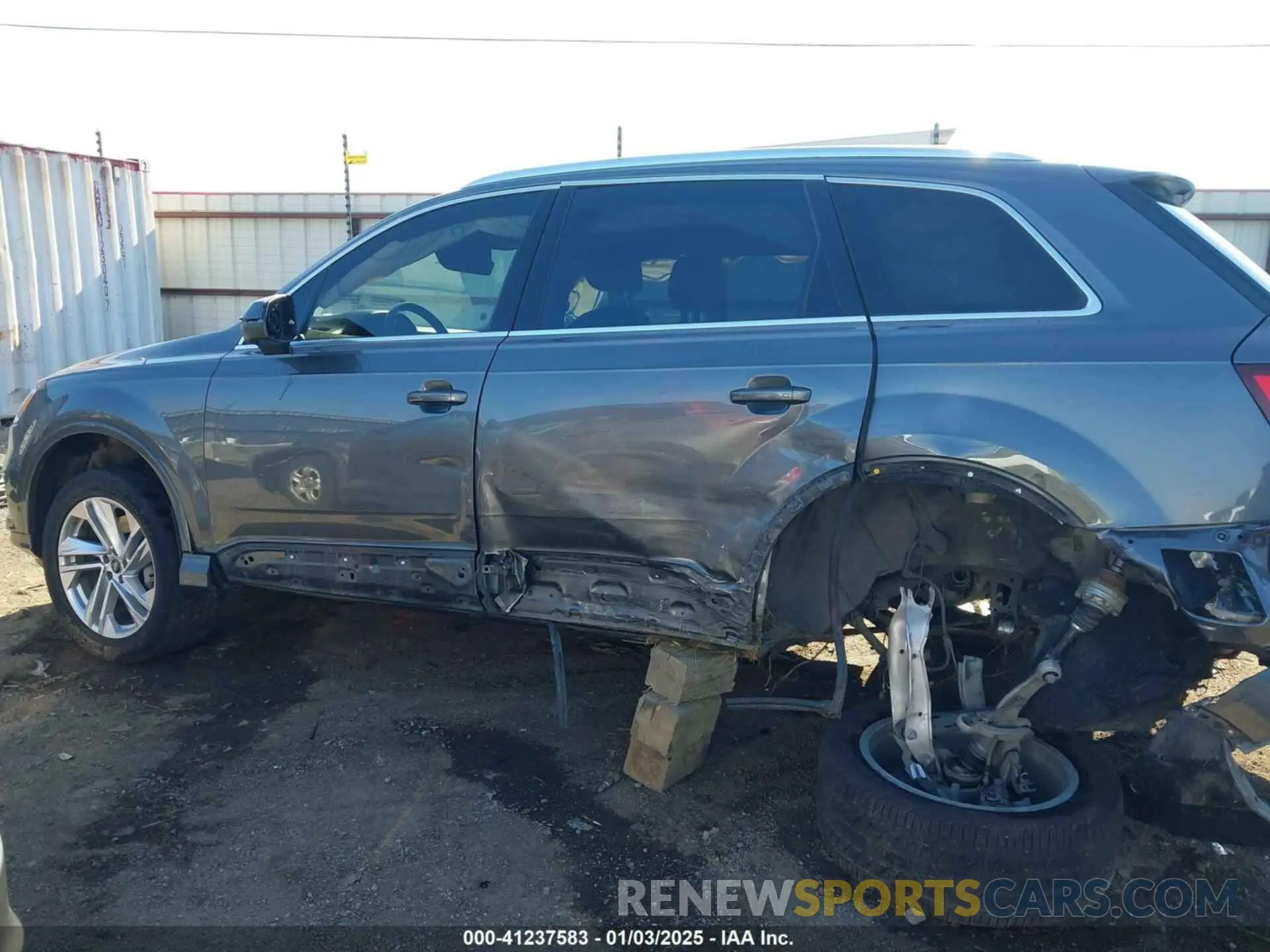 15 Photograph of a damaged car WA1LJAF75MD028759 AUDI Q7 2021