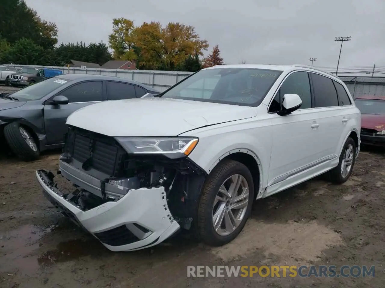 2 Photograph of a damaged car WA1LJAF75MD038787 AUDI Q7 2021