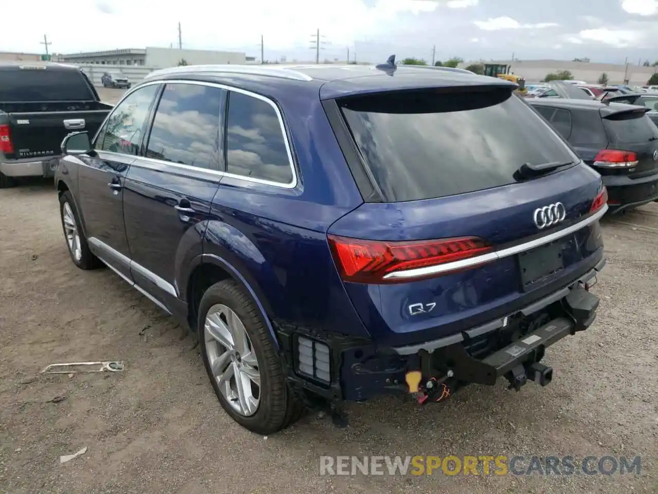 3 Photograph of a damaged car WA1LJAF75MD039051 AUDI Q7 2021