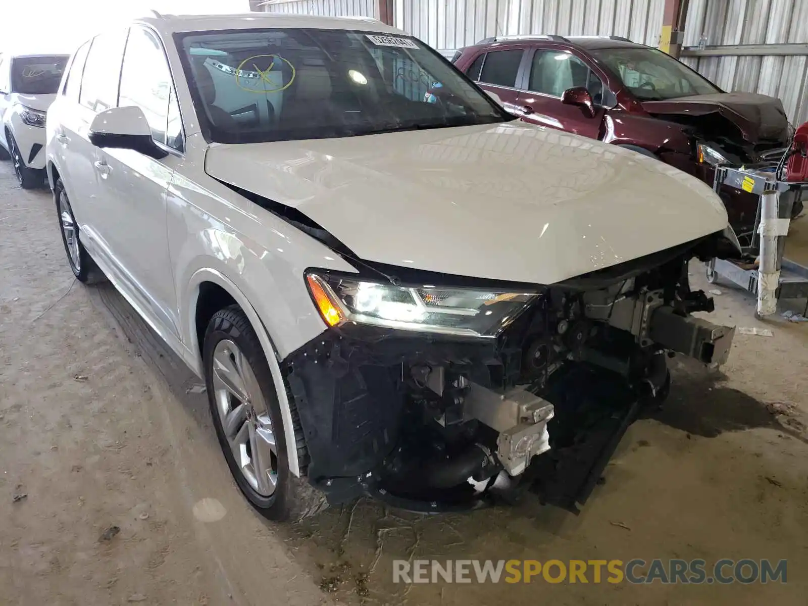 1 Photograph of a damaged car WA1LJAF77MD015866 AUDI Q7 2021