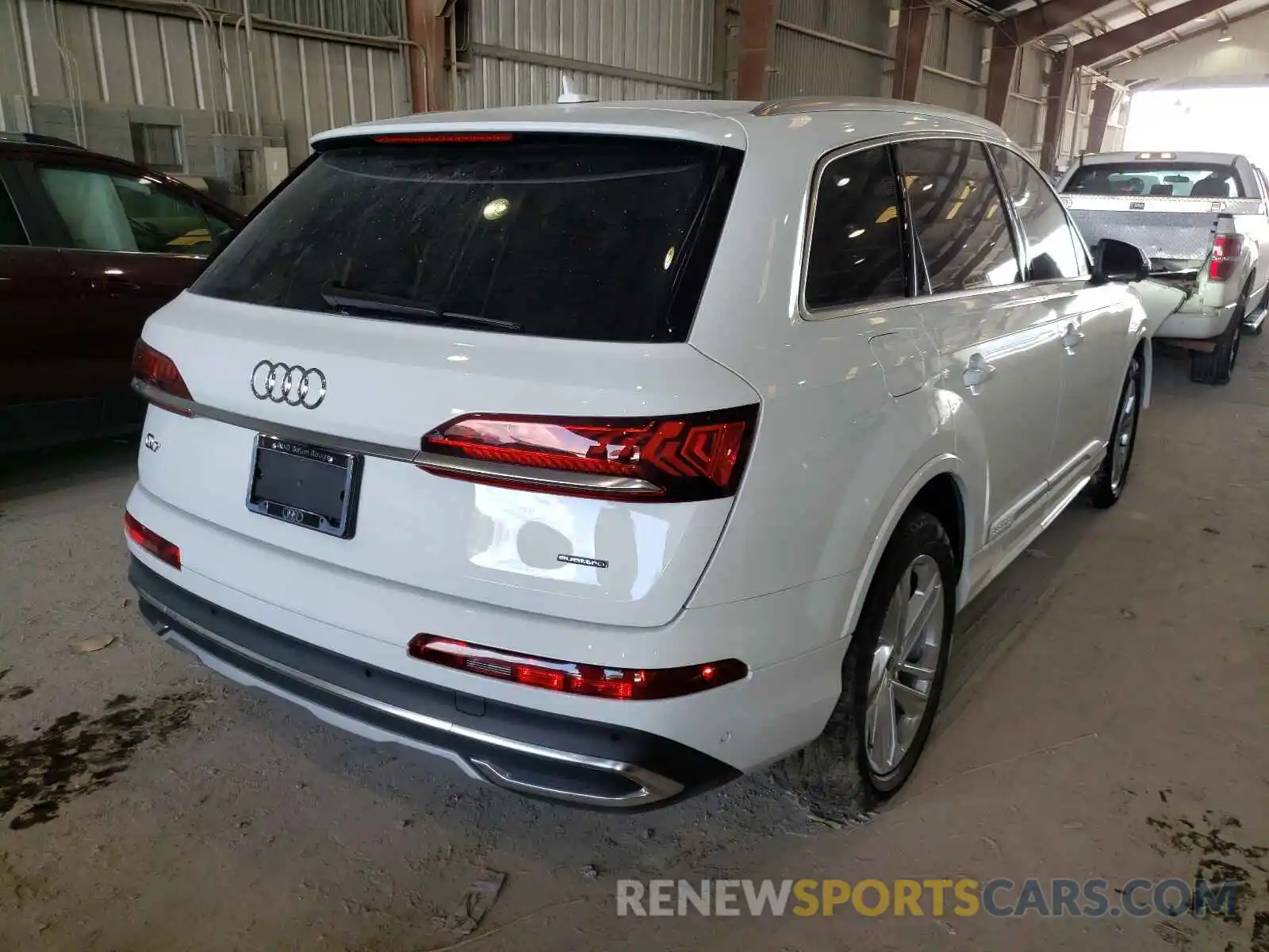 4 Photograph of a damaged car WA1LJAF77MD015866 AUDI Q7 2021