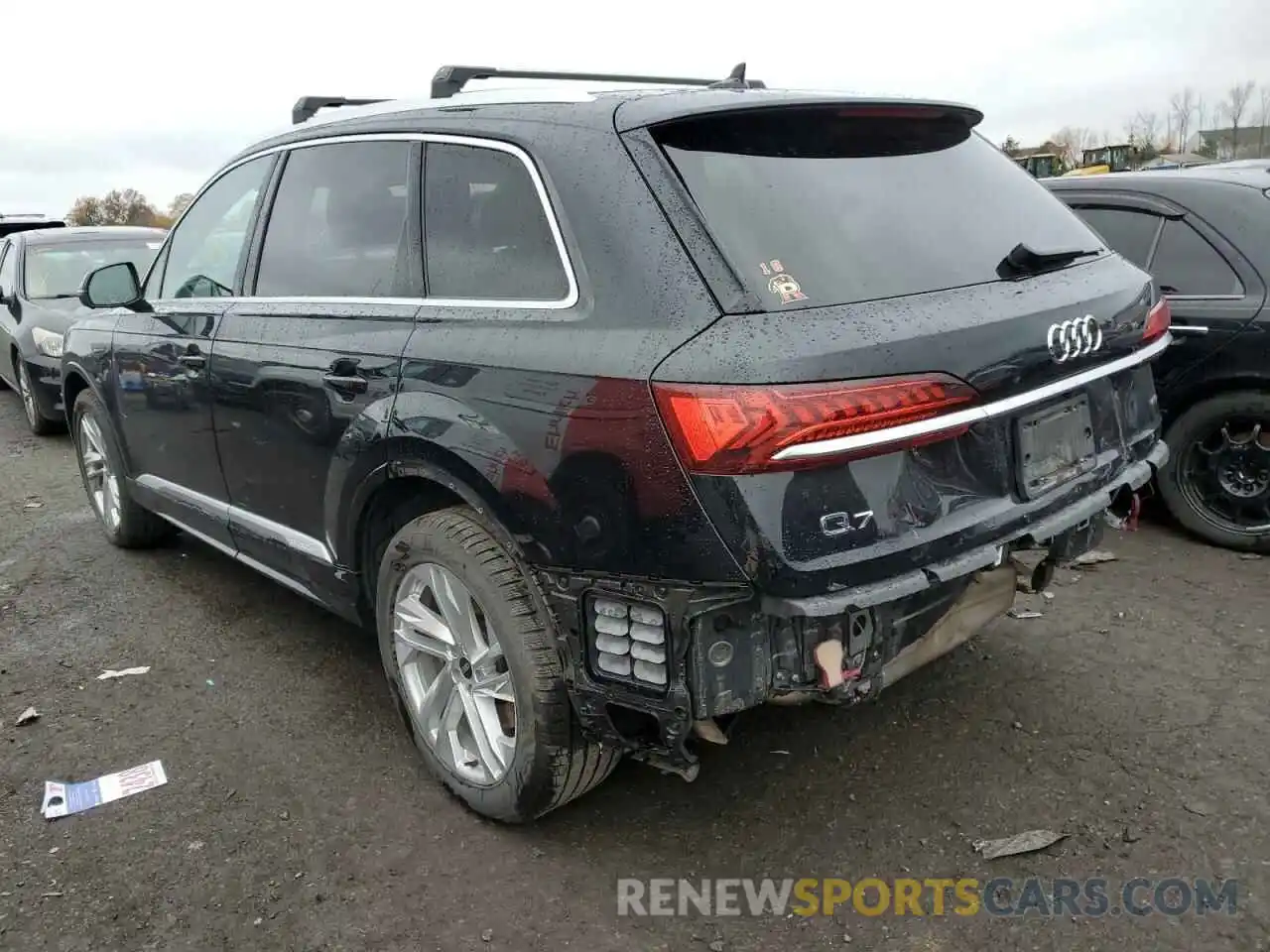 3 Photograph of a damaged car WA1LJAF77MD016726 AUDI Q7 2021