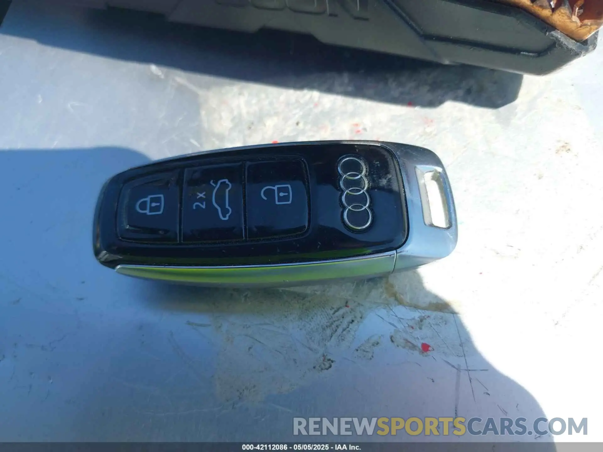 11 Photograph of a damaged car WA1LJAF78MD011440 AUDI Q7 2021