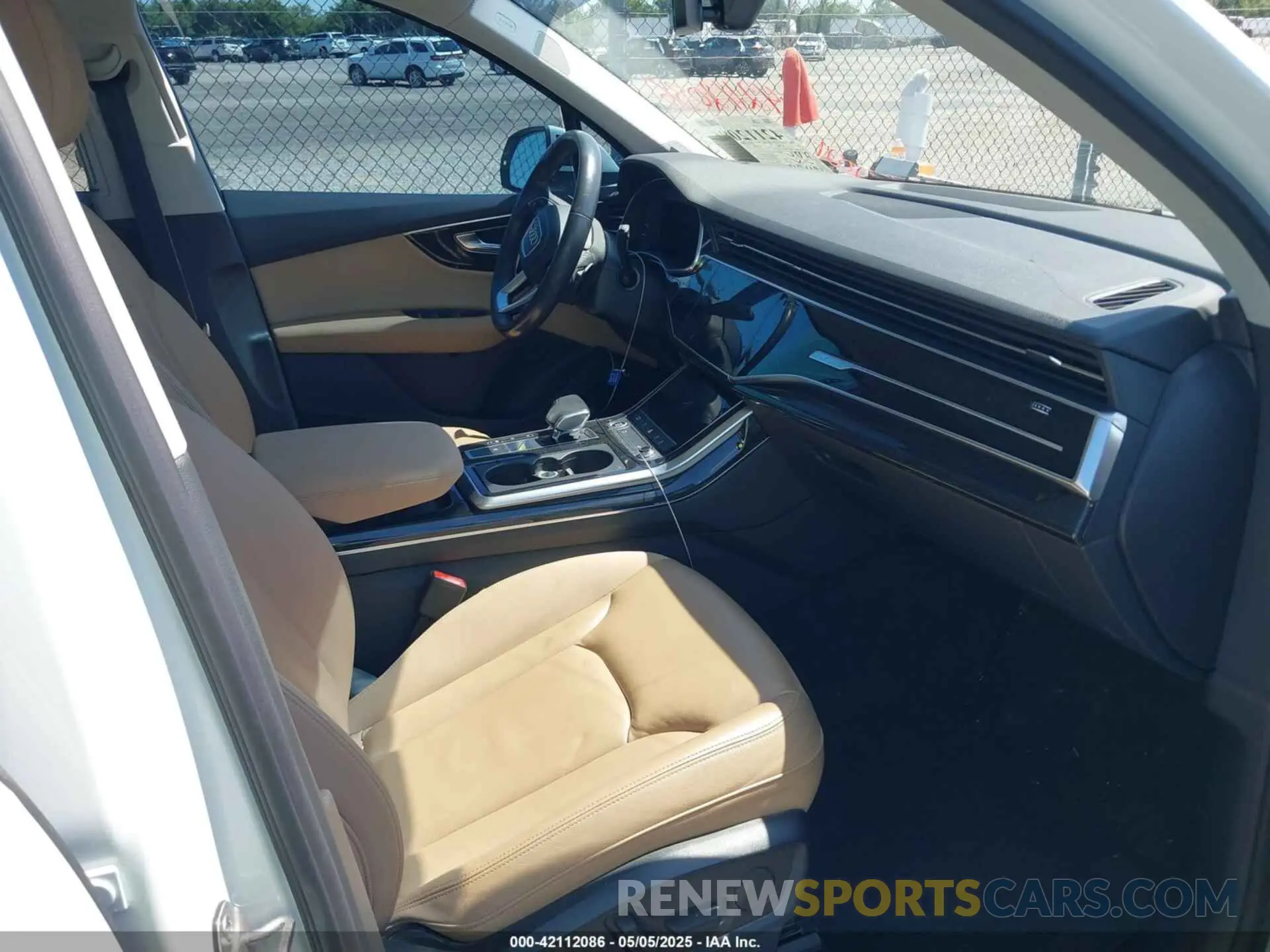 5 Photograph of a damaged car WA1LJAF78MD011440 AUDI Q7 2021
