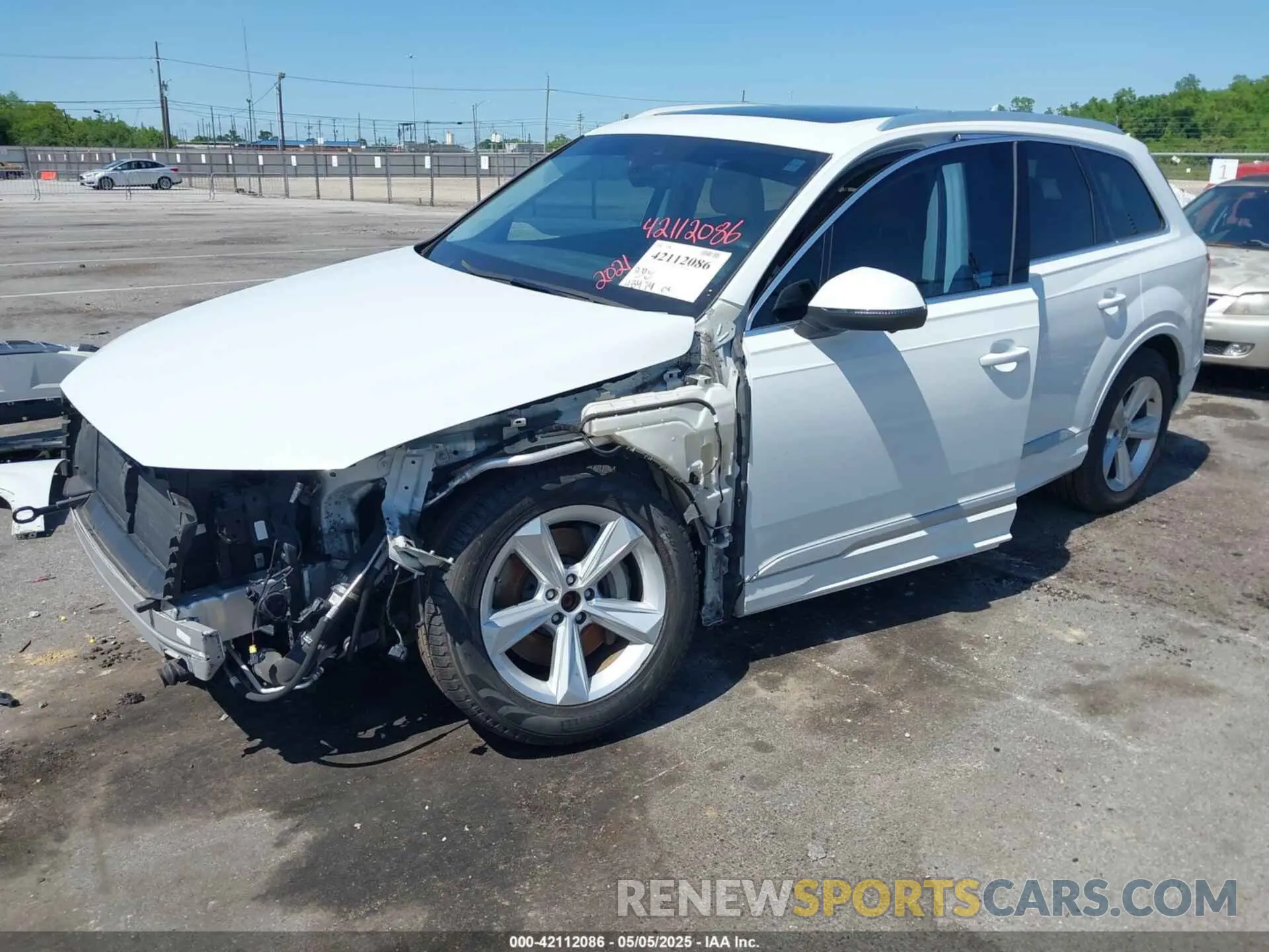 6 Photograph of a damaged car WA1LJAF78MD011440 AUDI Q7 2021