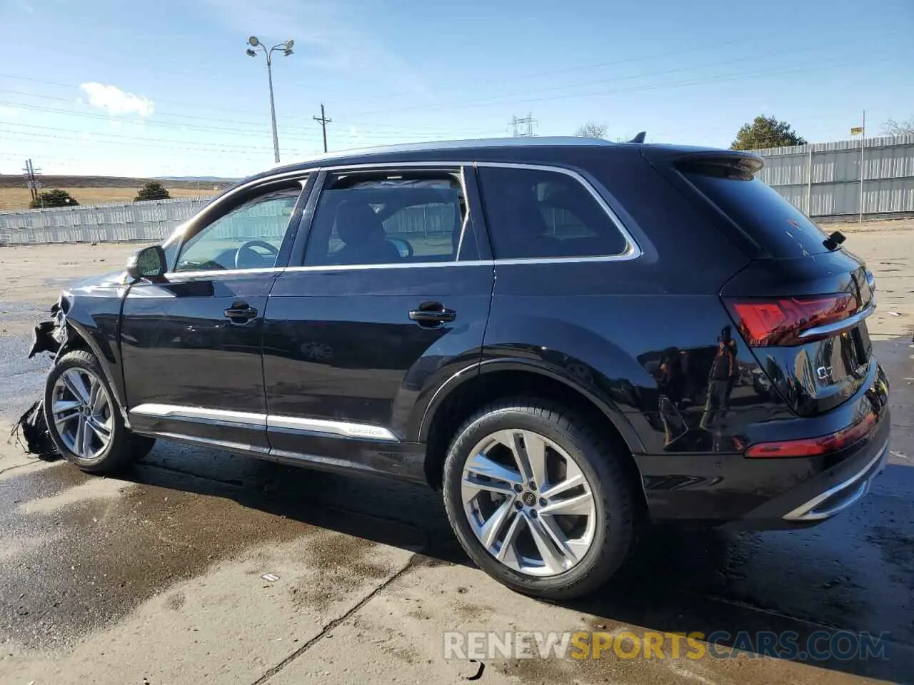 2 Photograph of a damaged car WA1LJAF78MD039741 AUDI Q7 2021