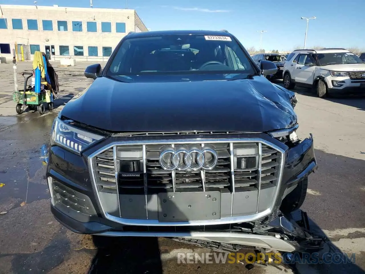 5 Photograph of a damaged car WA1LJAF78MD039741 AUDI Q7 2021