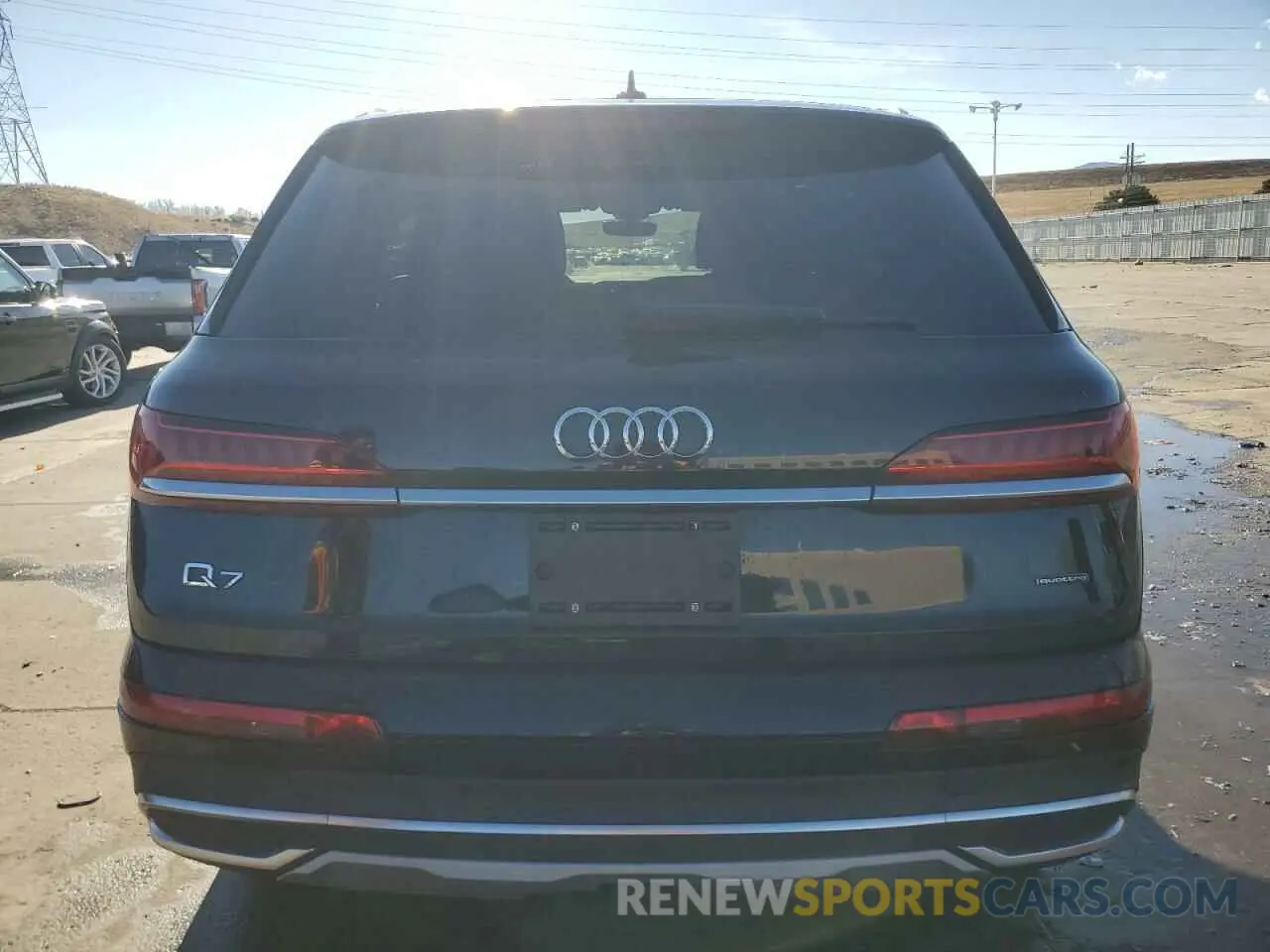 6 Photograph of a damaged car WA1LJAF78MD039741 AUDI Q7 2021