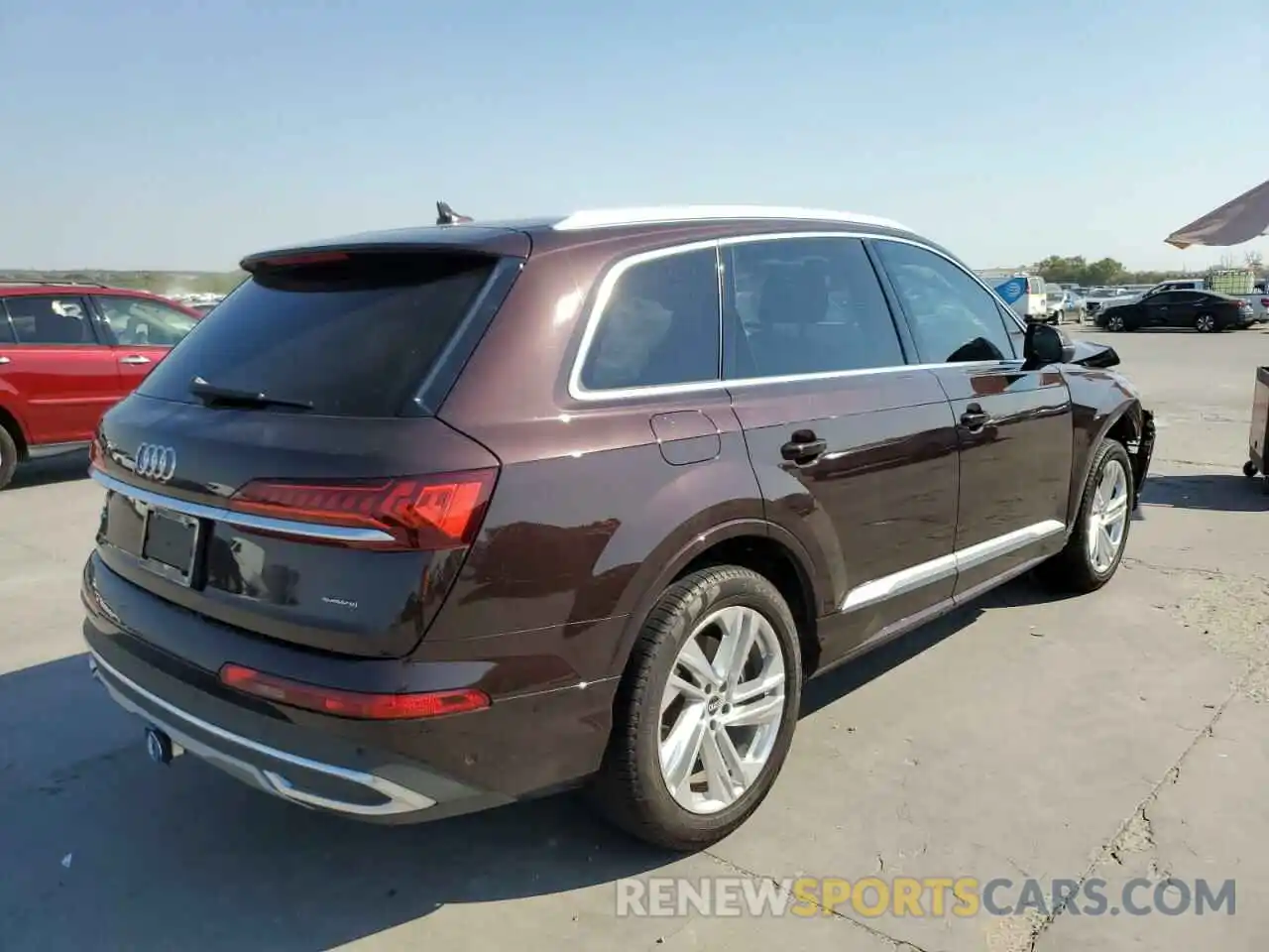 4 Photograph of a damaged car WA1LJAF79MD024469 AUDI Q7 2021