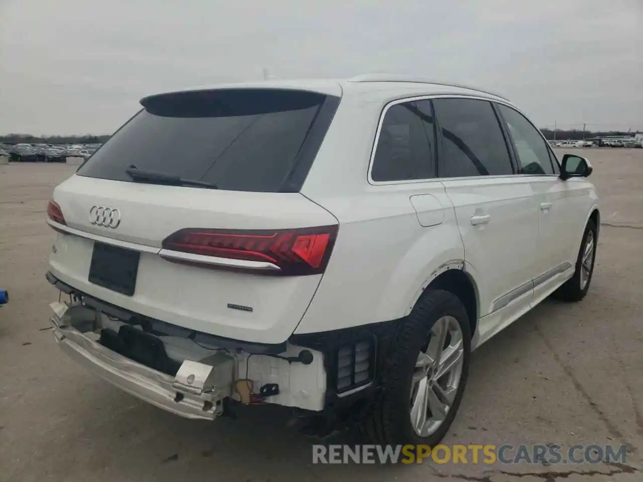 4 Photograph of a damaged car WA1LJAF7XMD014968 AUDI Q7 2021