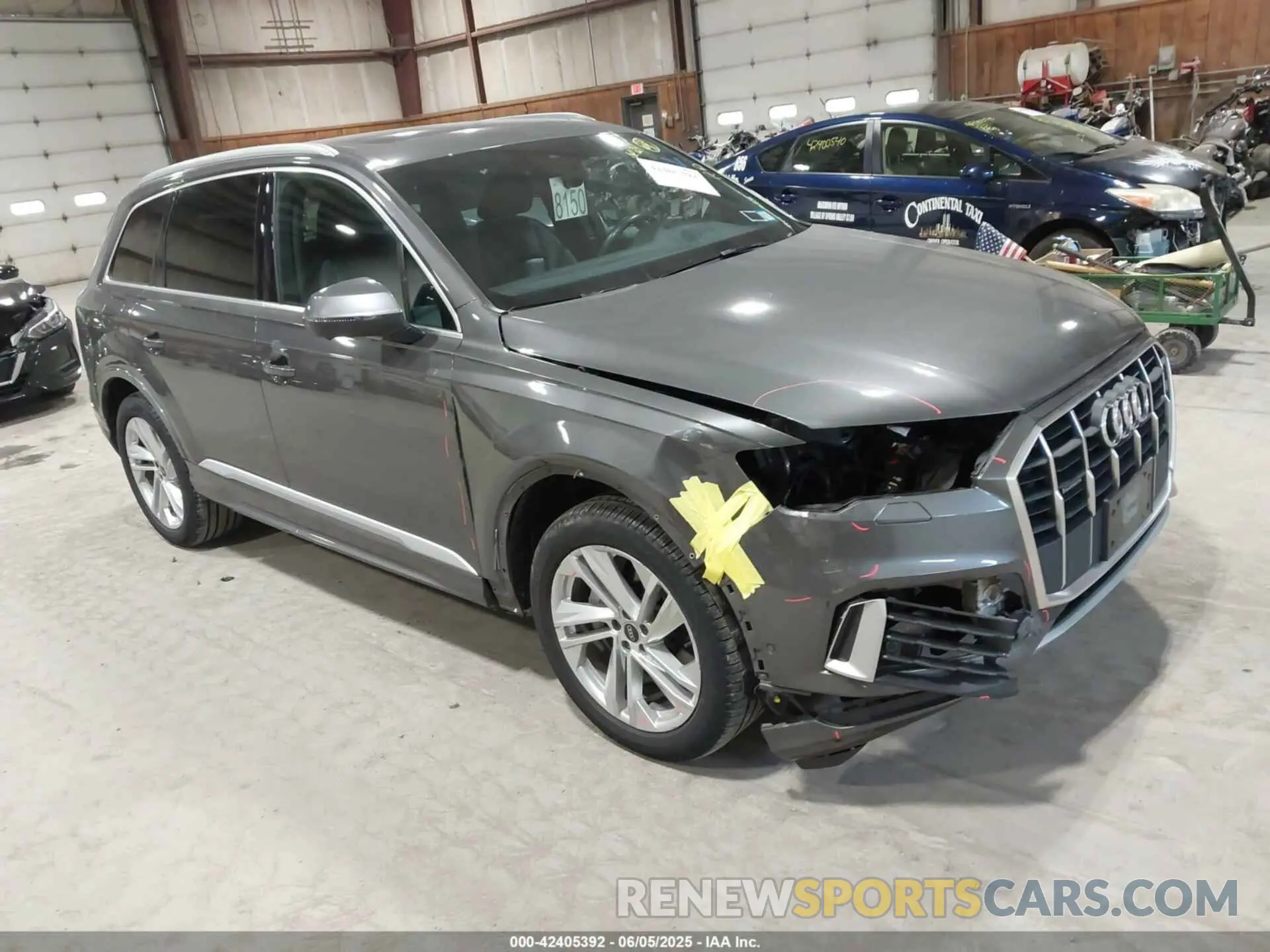 1 Photograph of a damaged car WA1LJAF7XMD015375 AUDI Q7 2021