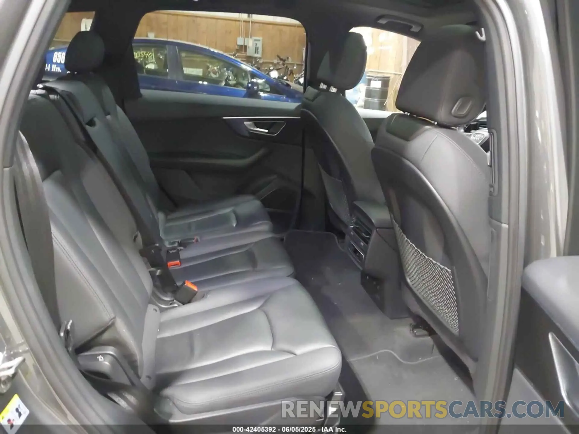 8 Photograph of a damaged car WA1LJAF7XMD015375 AUDI Q7 2021