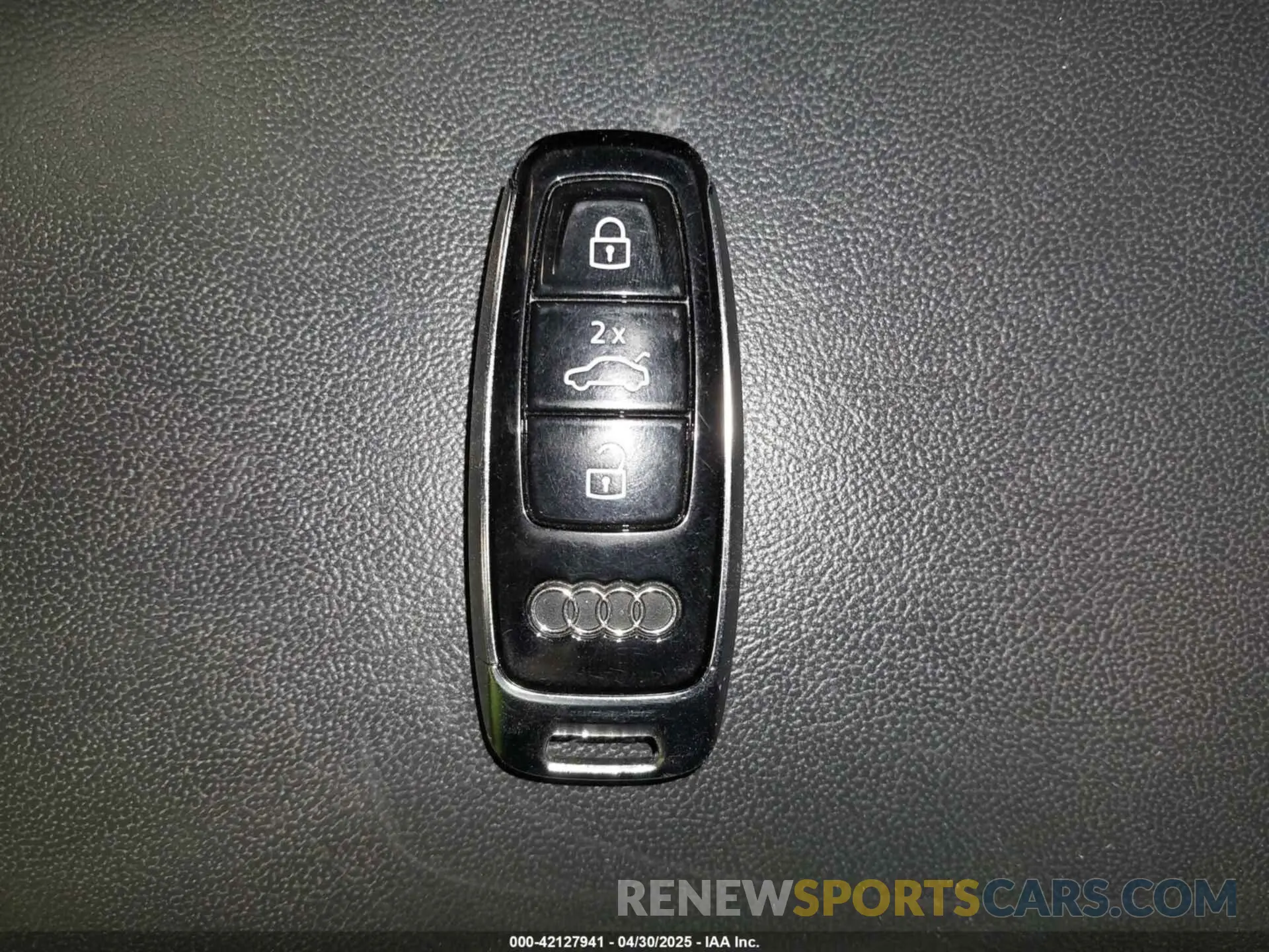 11 Photograph of a damaged car WA1LJAF7XMD029874 AUDI Q7 2021