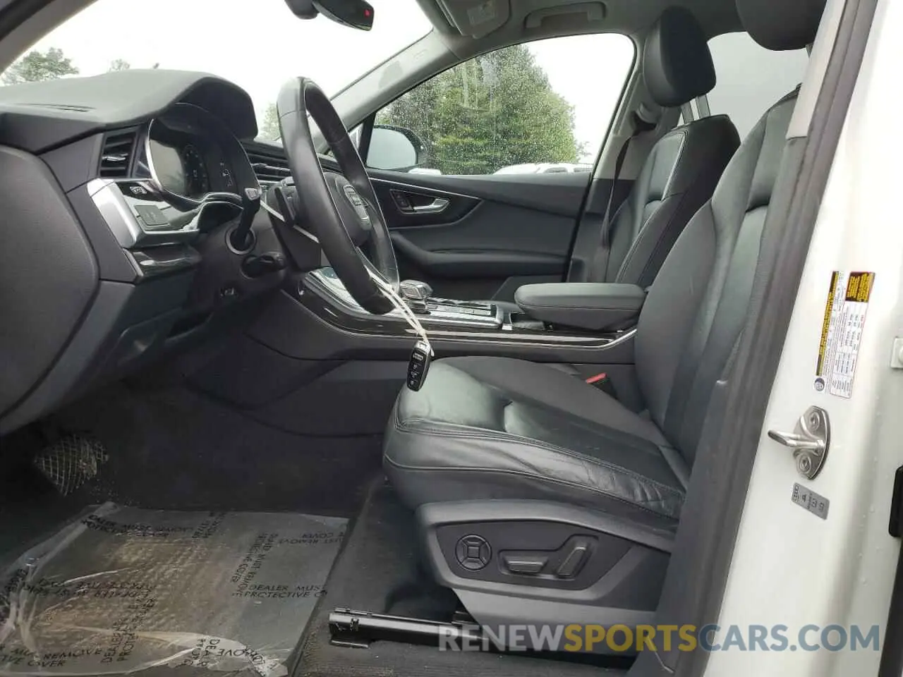7 Photograph of a damaged car WA1LXAF70MD013083 AUDI Q7 2021