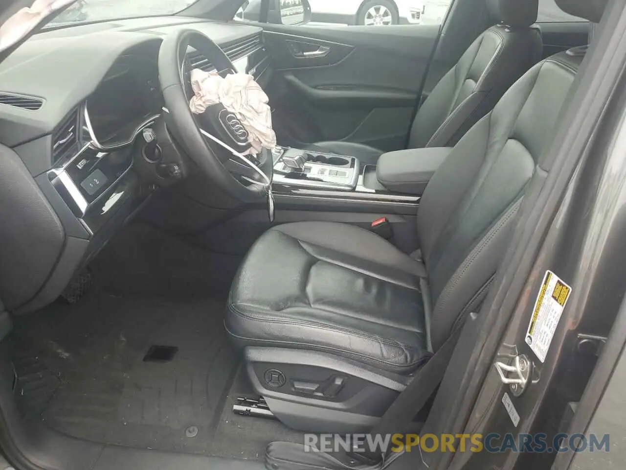7 Photograph of a damaged car WA1LXAF70MD015173 AUDI Q7 2021