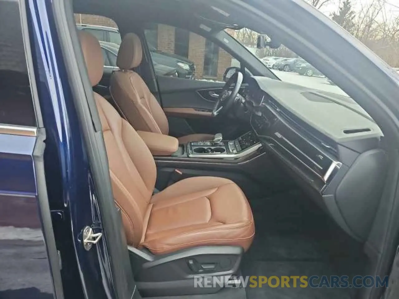 5 Photograph of a damaged car WA1LXAF70MD026593 AUDI Q7 2021