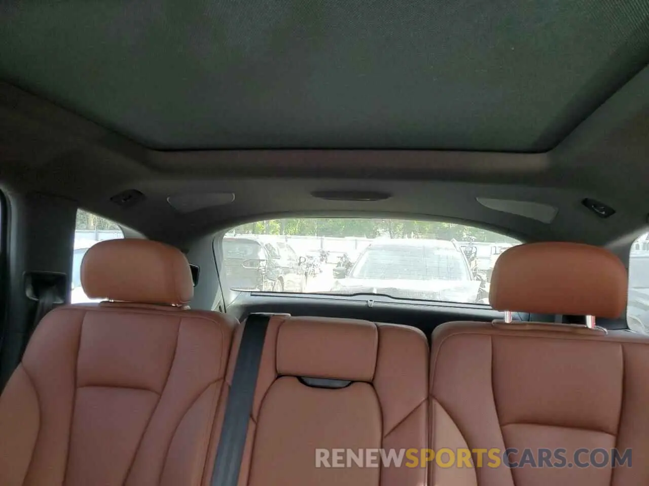 10 Photograph of a damaged car WA1LXAF71MD034878 AUDI Q7 2021