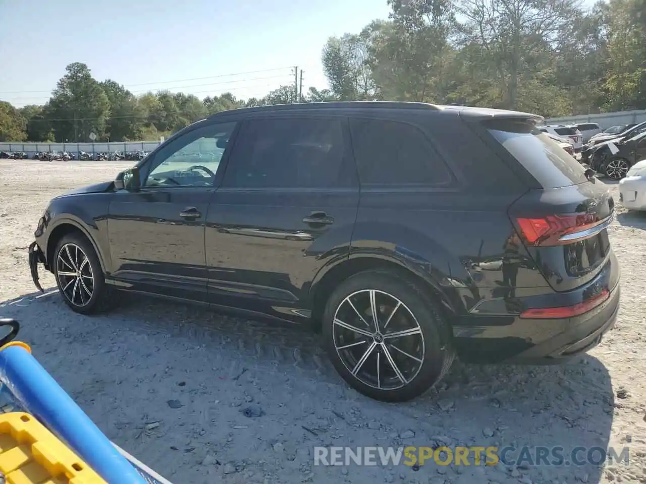 2 Photograph of a damaged car WA1LXAF71MD037716 AUDI Q7 2021