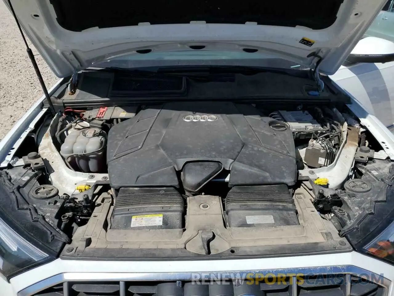 11 Photograph of a damaged car WA1LXAF73MD015913 AUDI Q7 2021