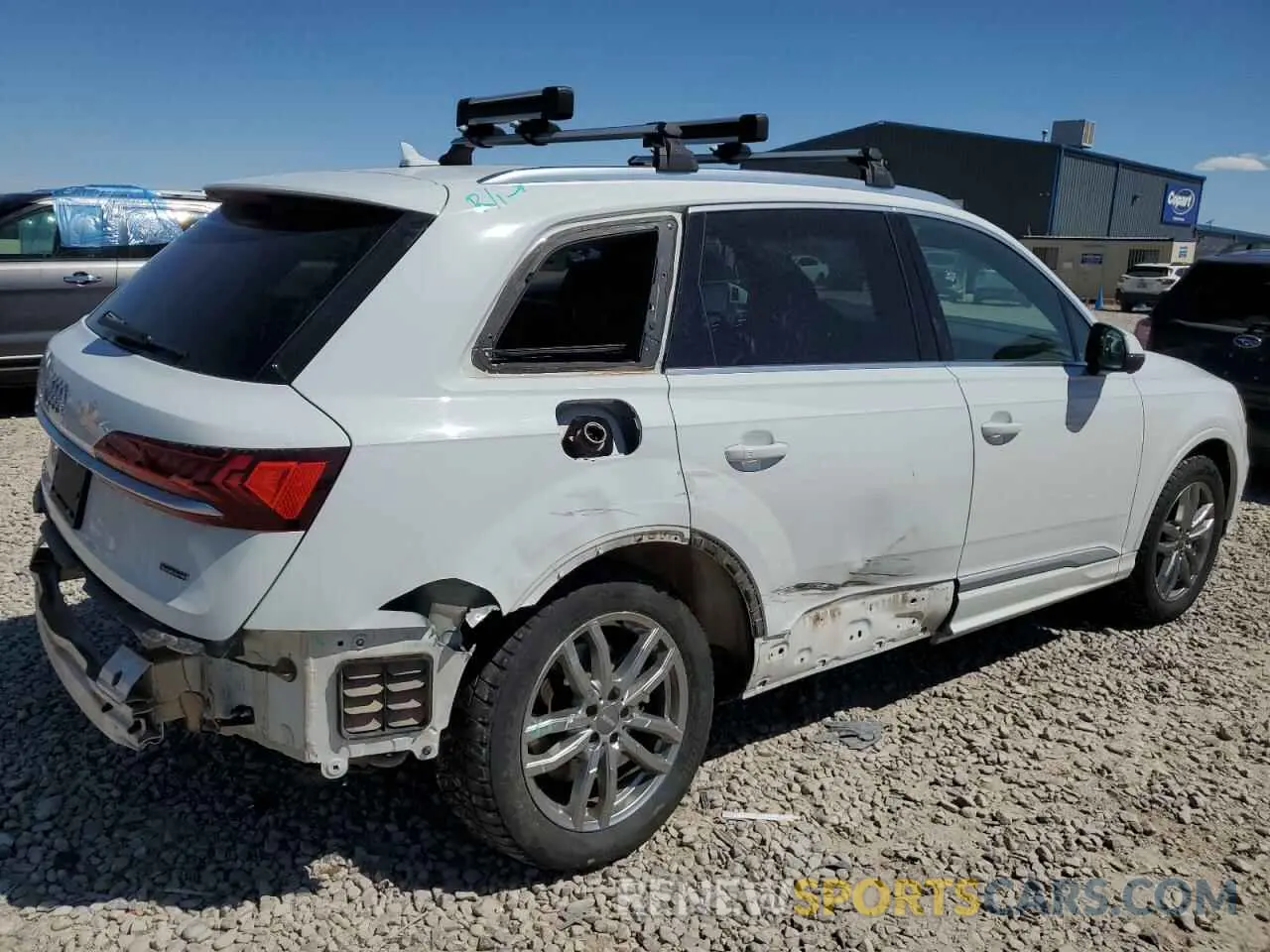 3 Photograph of a damaged car WA1LXAF73MD015913 AUDI Q7 2021