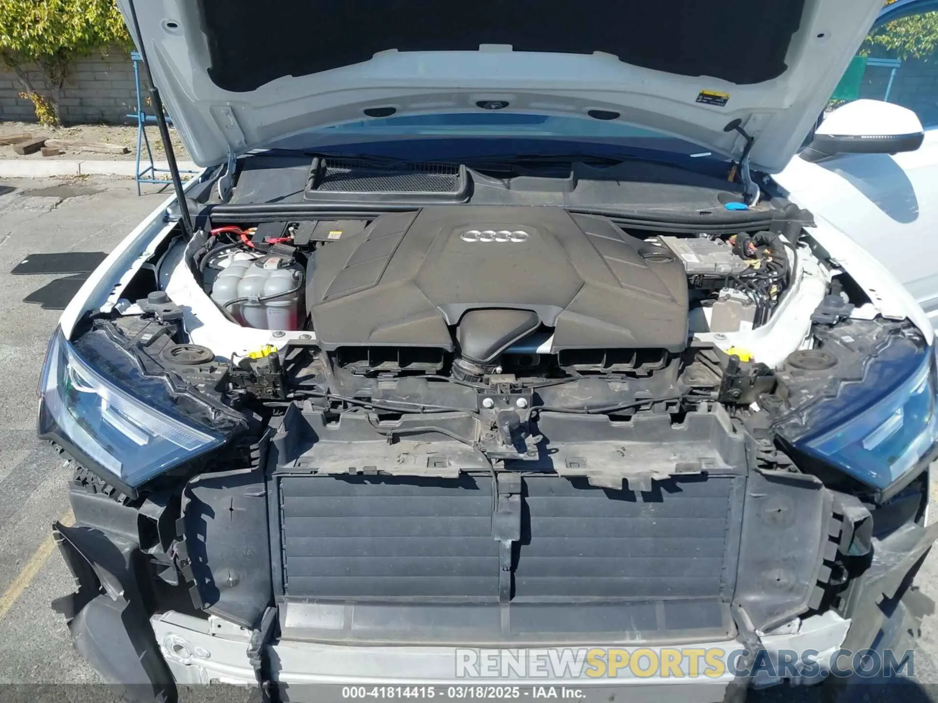10 Photograph of a damaged car WA1LXAF73MD021033 AUDI Q7 2021