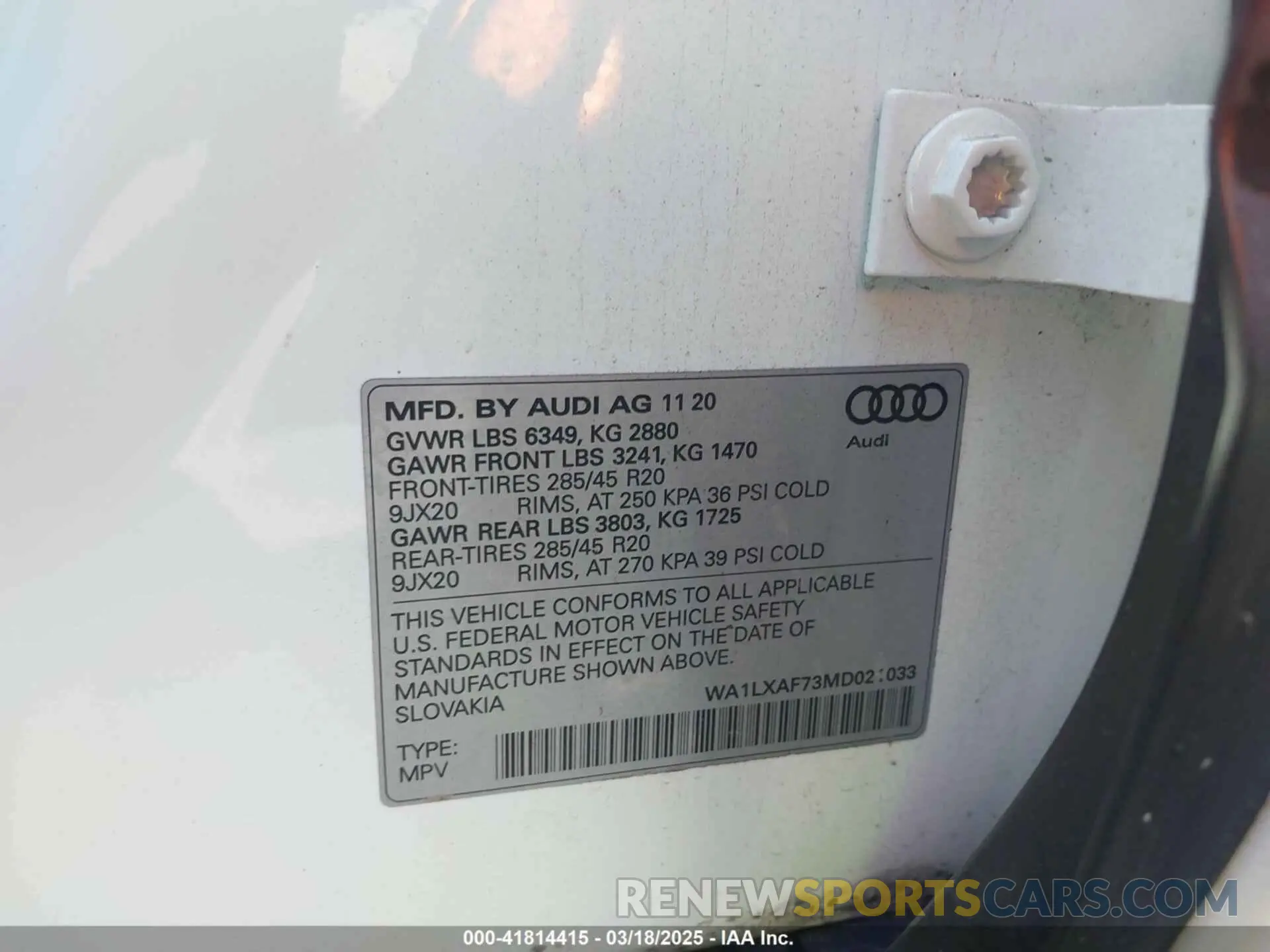 9 Photograph of a damaged car WA1LXAF73MD021033 AUDI Q7 2021