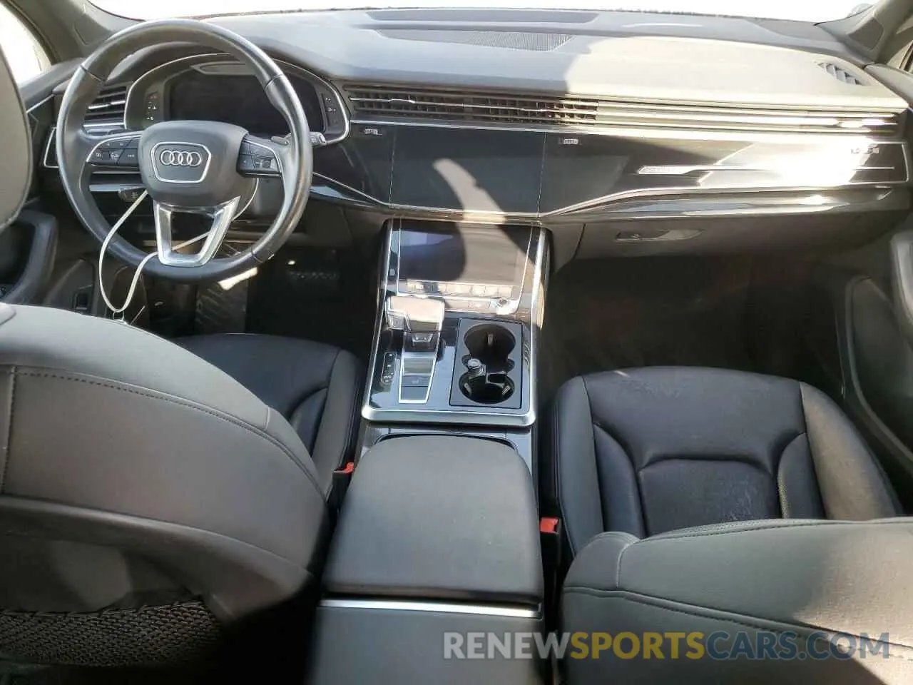 8 Photograph of a damaged car WA1LXAF73MD035238 AUDI Q7 2021