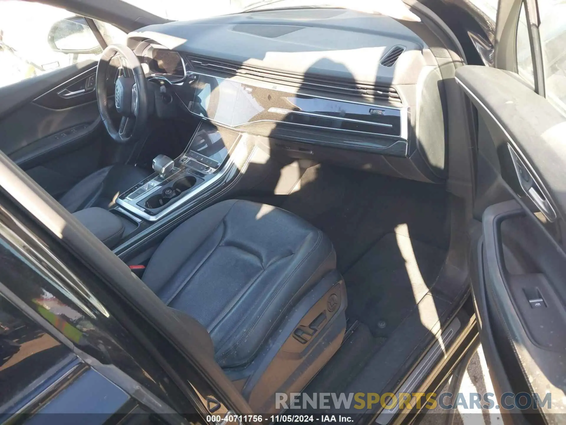 5 Photograph of a damaged car WA1LXAF74MD031554 AUDI Q7 2021
