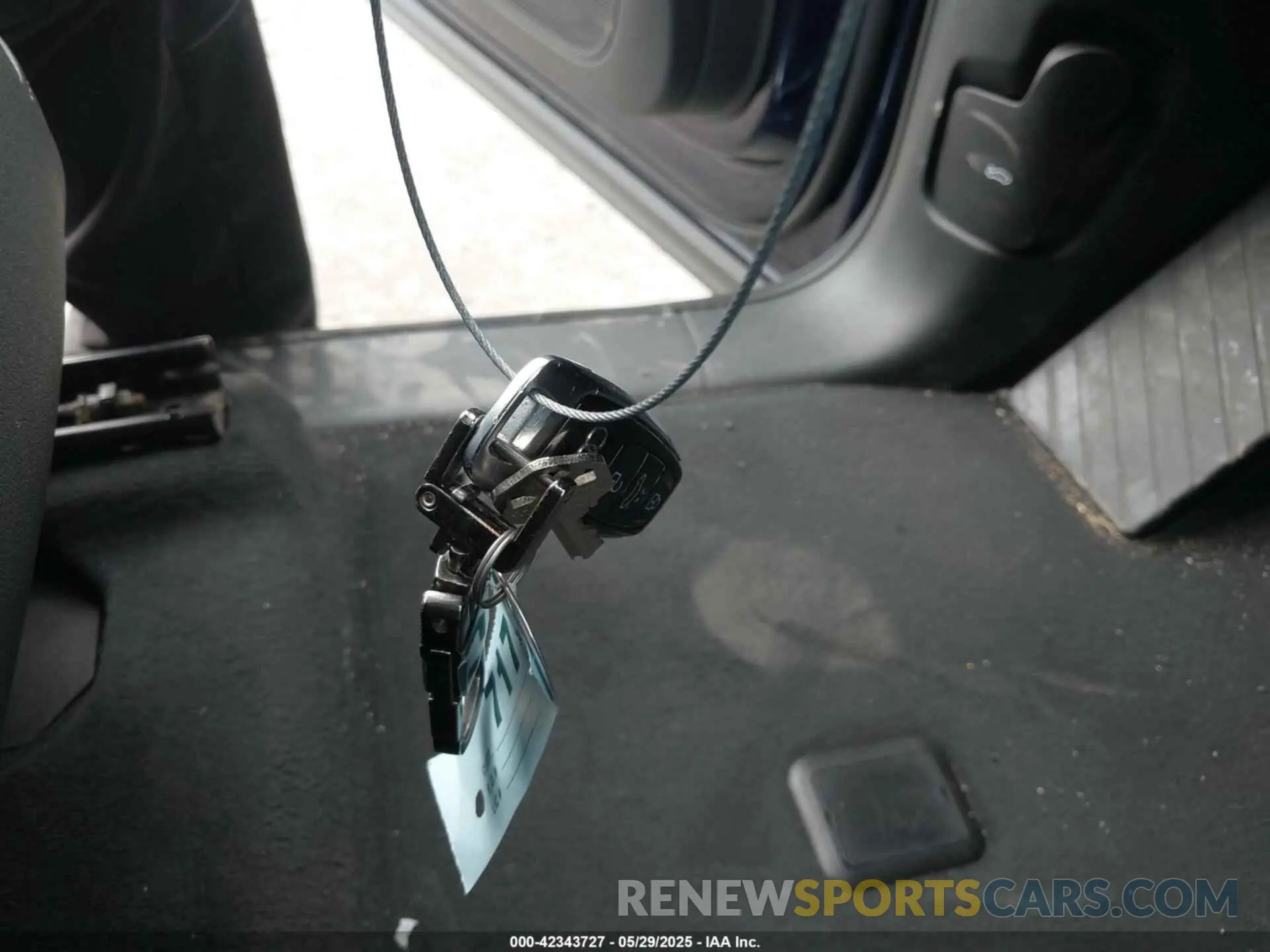 11 Photograph of a damaged car WA1LXAF75MD017825 AUDI Q7 2021