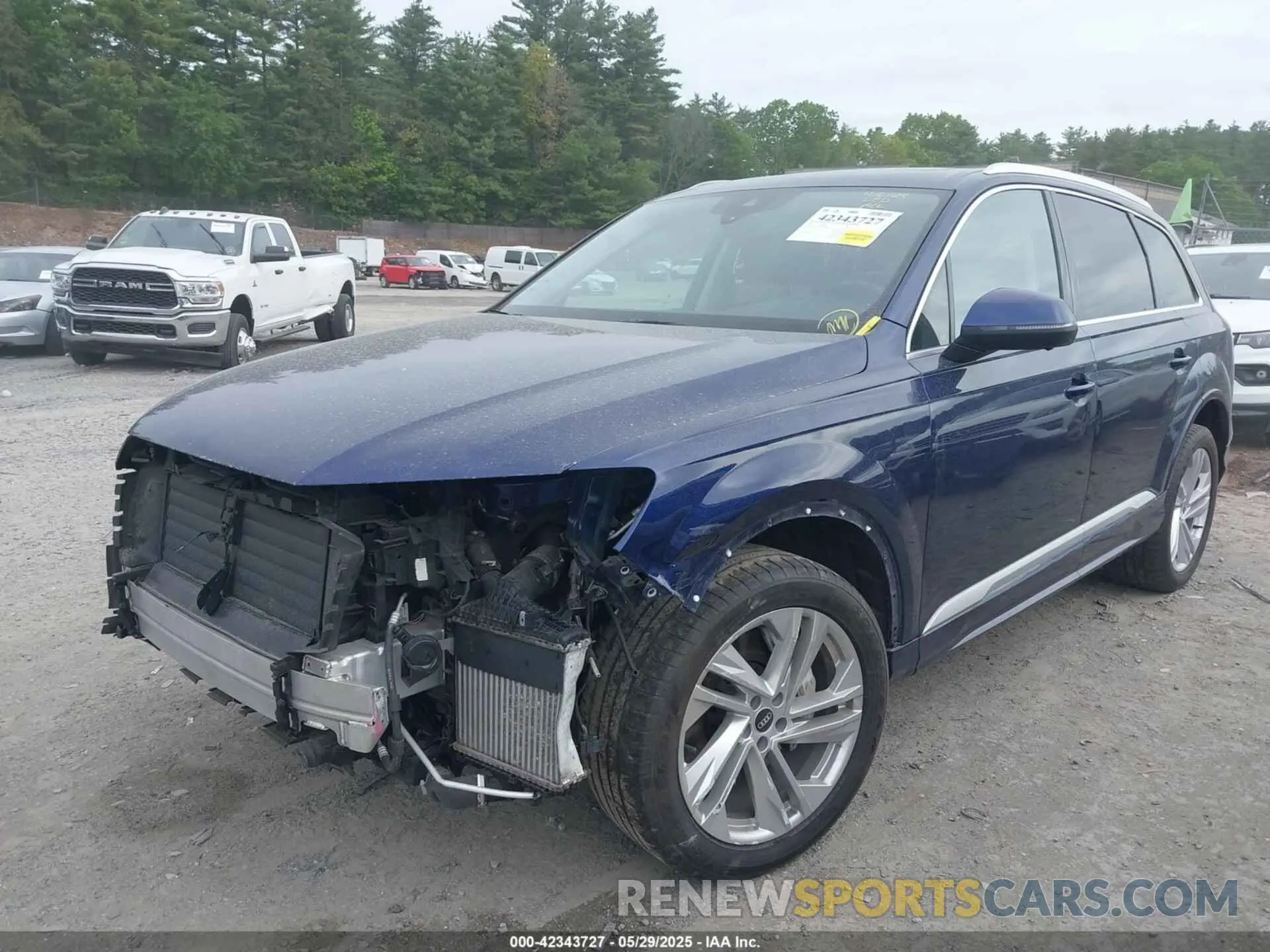 2 Photograph of a damaged car WA1LXAF75MD017825 AUDI Q7 2021