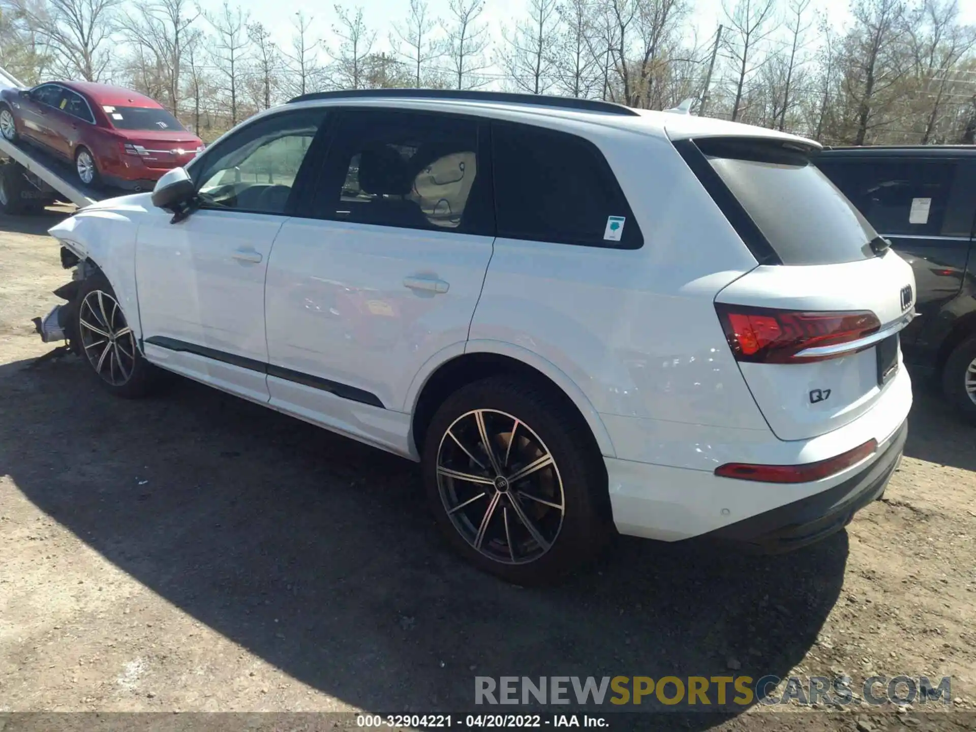 3 Photograph of a damaged car WA1LXAF75MD041896 AUDI Q7 2021