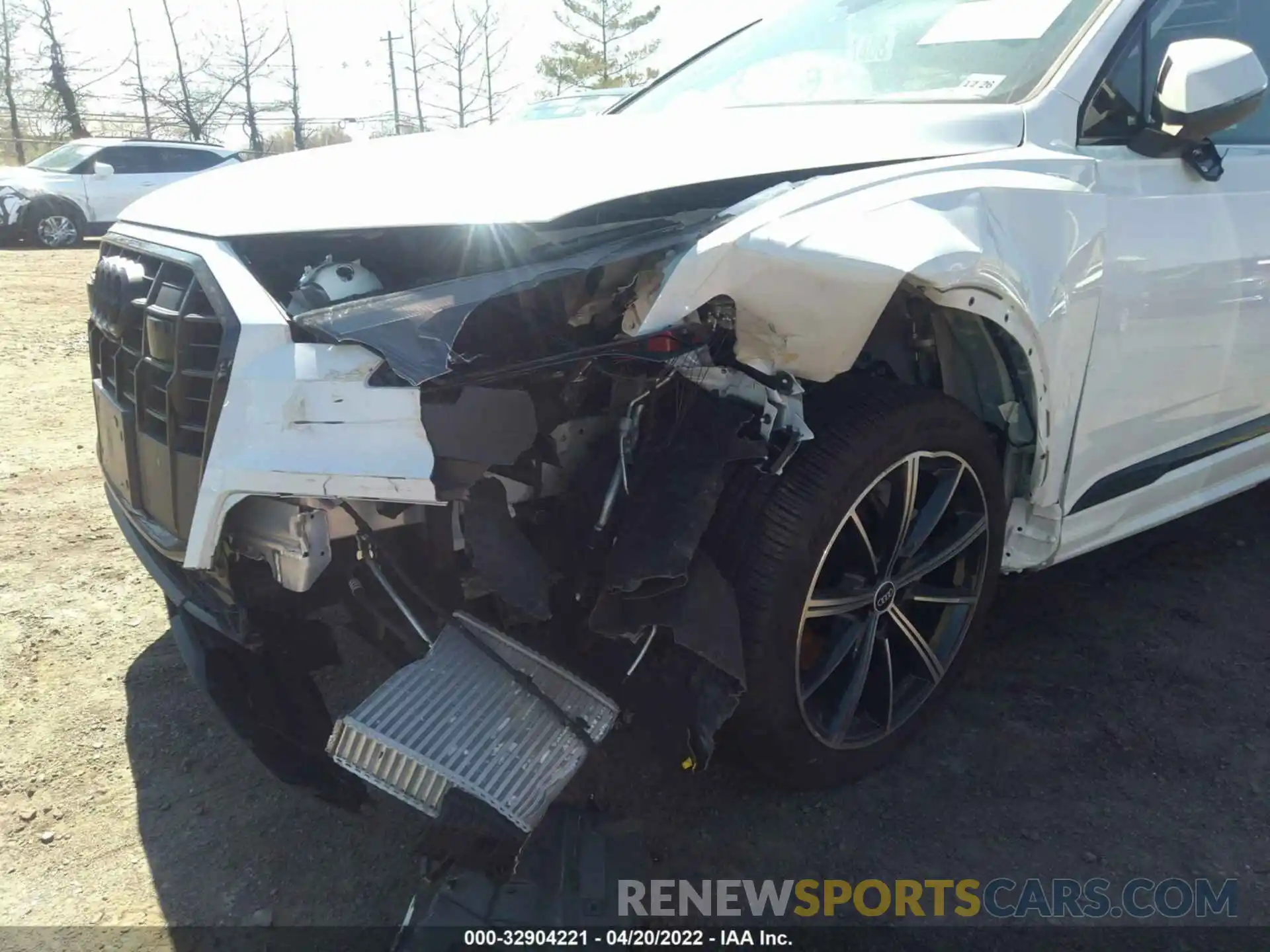 6 Photograph of a damaged car WA1LXAF75MD041896 AUDI Q7 2021