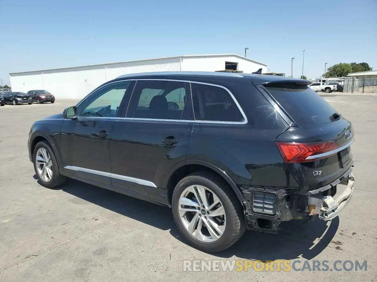 2 Photograph of a damaged car WA1LXAF76MD021317 AUDI Q7 2021