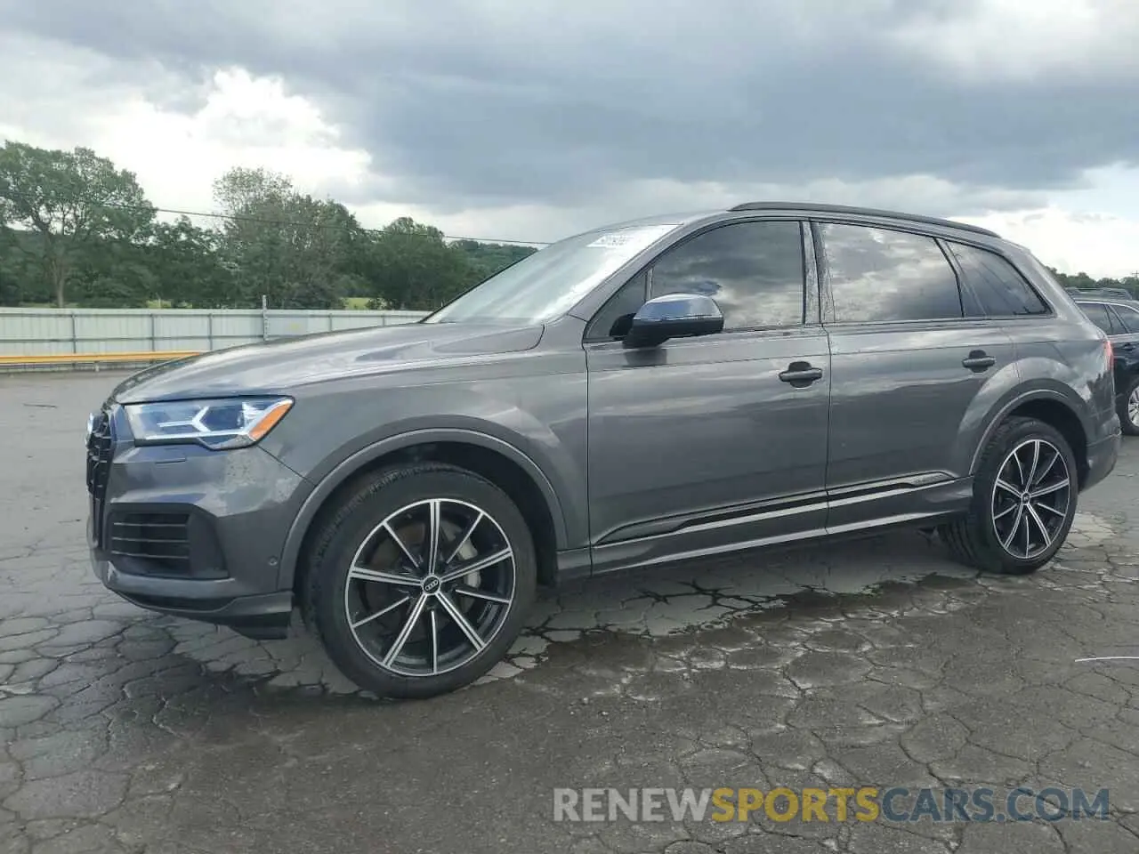 1 Photograph of a damaged car WA1LXAF76MD027344 AUDI Q7 2021