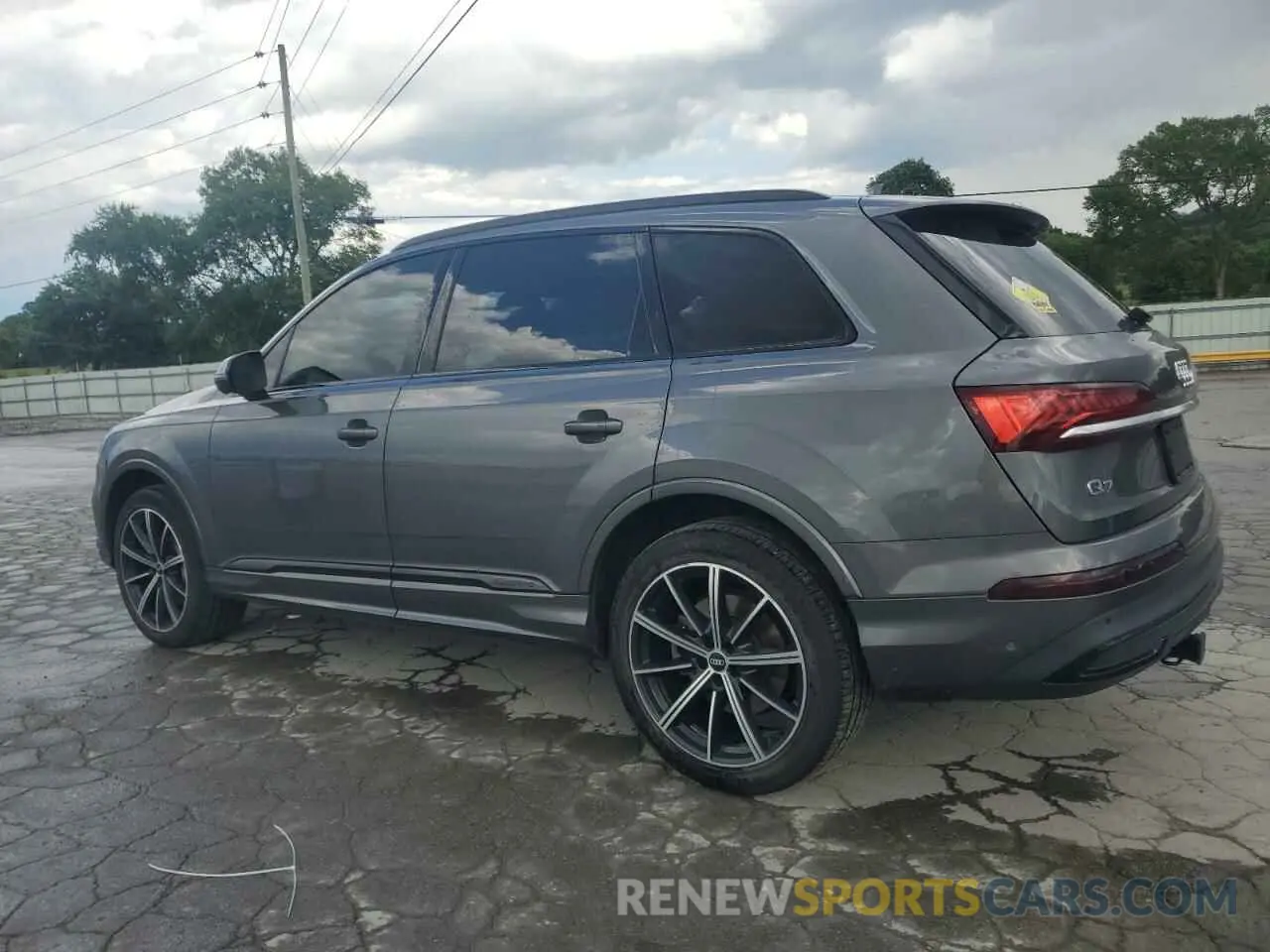 2 Photograph of a damaged car WA1LXAF76MD027344 AUDI Q7 2021