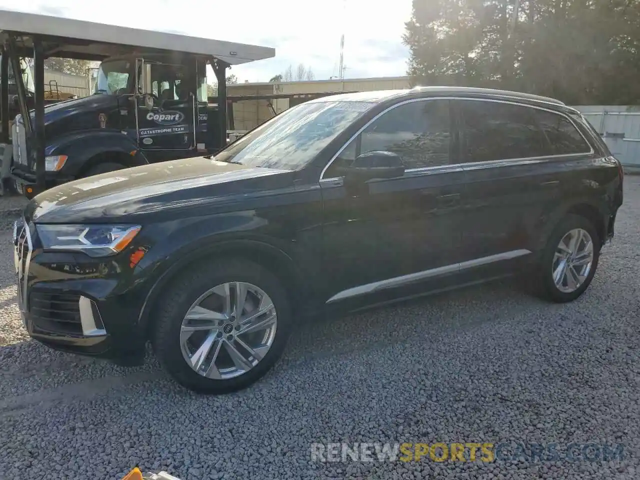 1 Photograph of a damaged car WA1LXAF76MD036934 AUDI Q7 2021