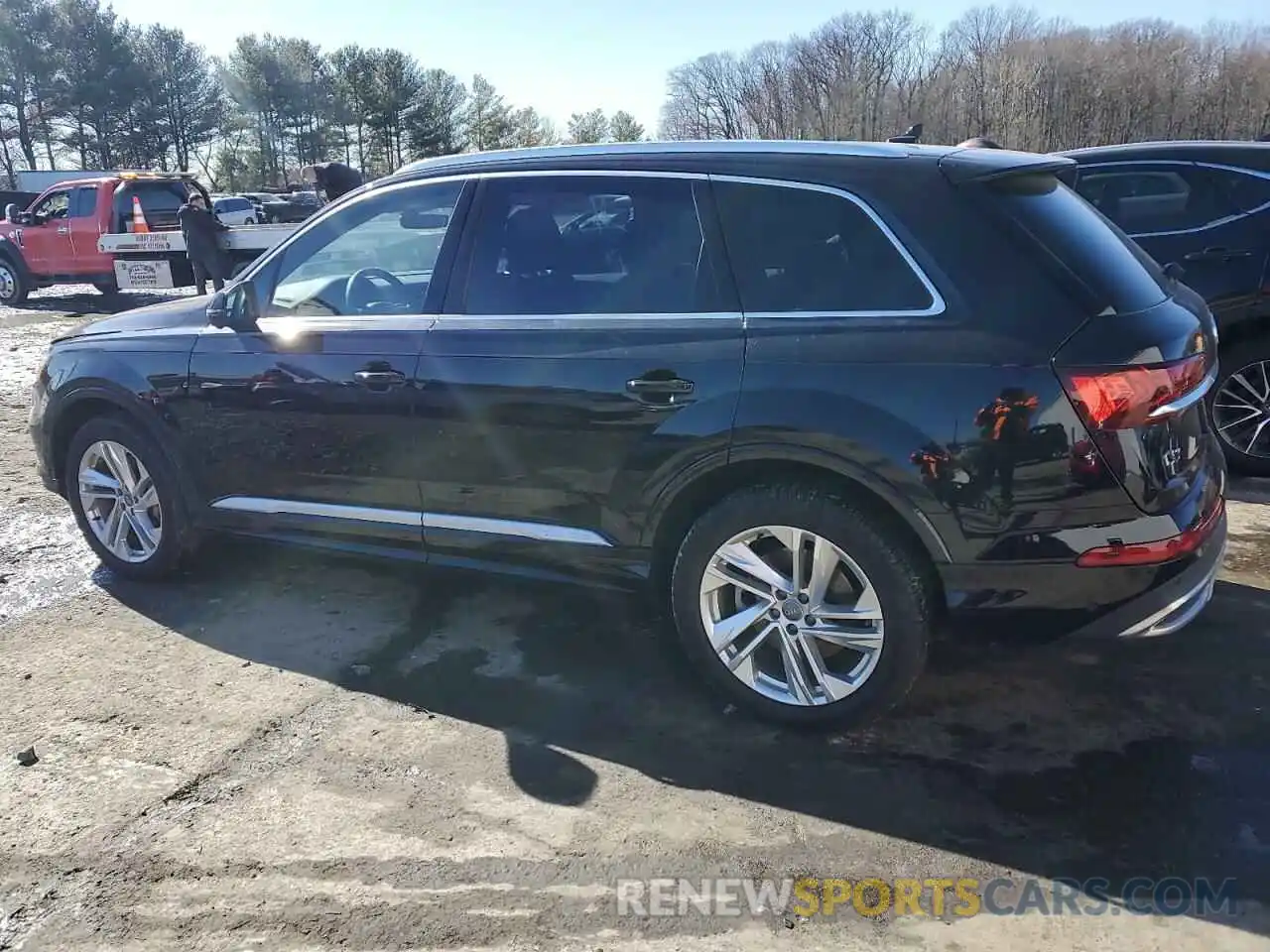 2 Photograph of a damaged car WA1LXAF77MD000671 AUDI Q7 2021