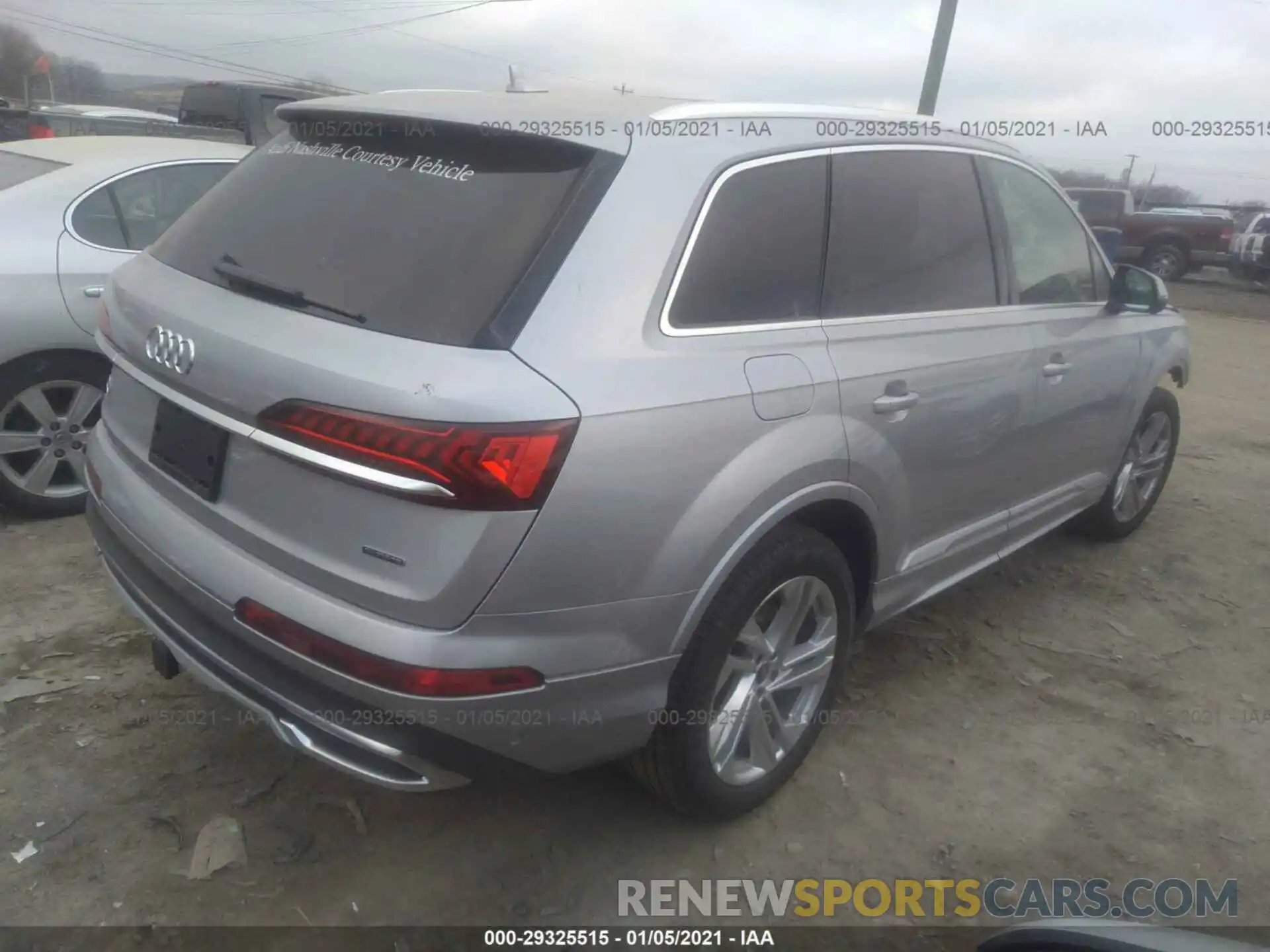 4 Photograph of a damaged car WA1LXAF77MD012934 AUDI Q7 2021