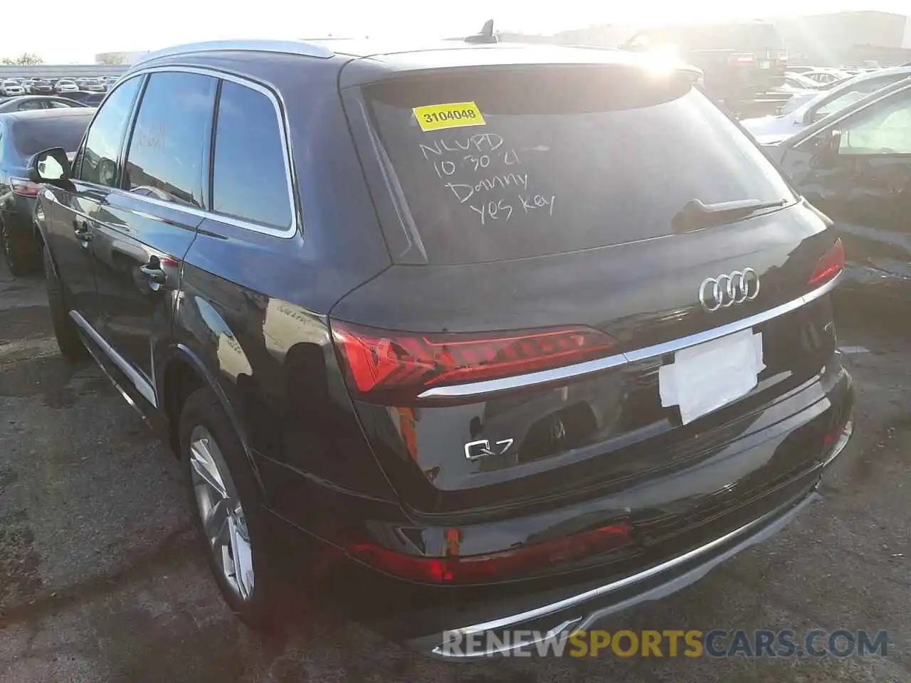 3 Photograph of a damaged car WA1LXAF77MD020127 AUDI Q7 2021