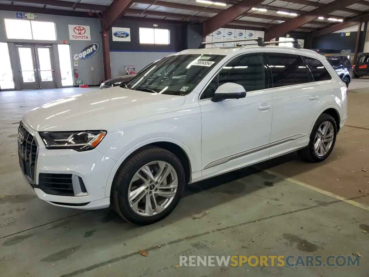 1 Photograph of a damaged car WA1LXAF78MD025935 AUDI Q7 2021
