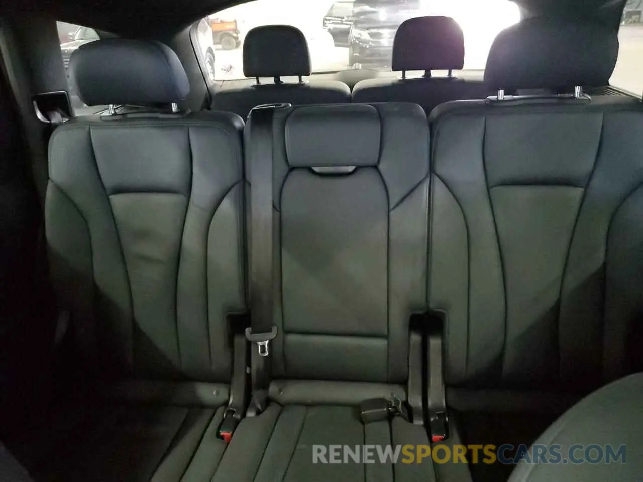 10 Photograph of a damaged car WA1LXAF78MD025935 AUDI Q7 2021