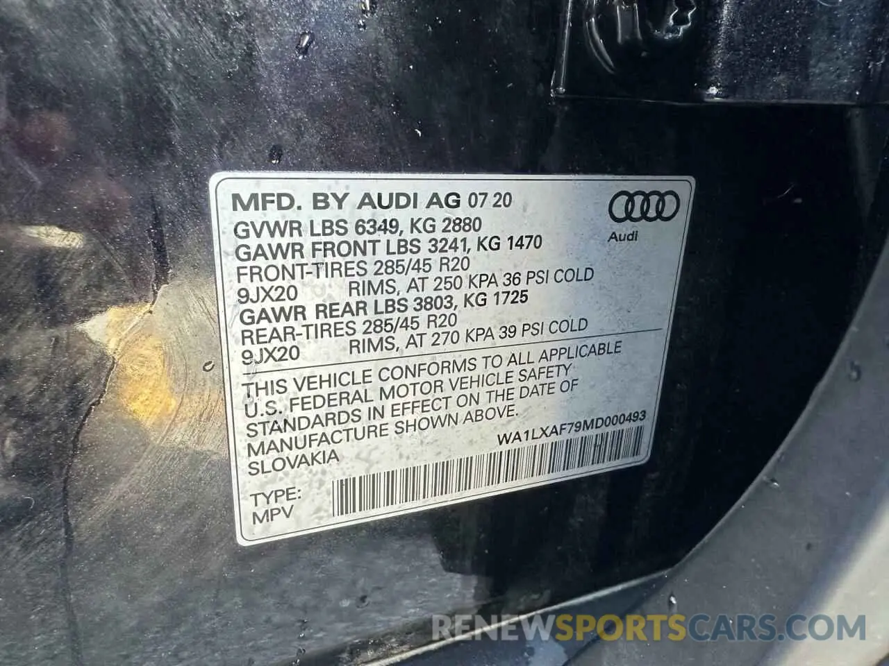 10 Photograph of a damaged car WA1LXAF79MD000493 AUDI Q7 2021