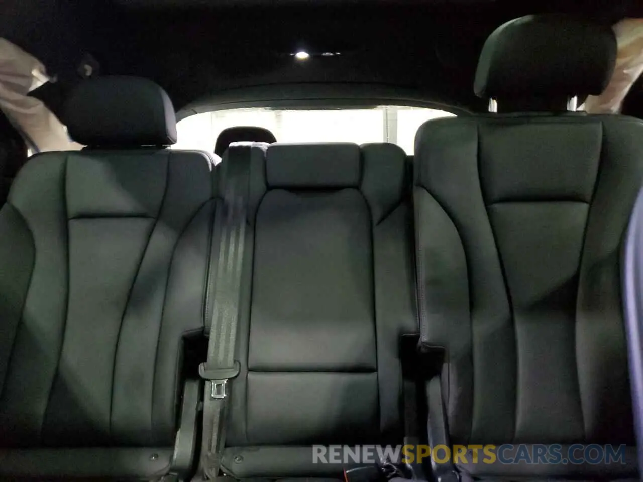 10 Photograph of a damaged car WA1LXAF79MD014507 AUDI Q7 2021